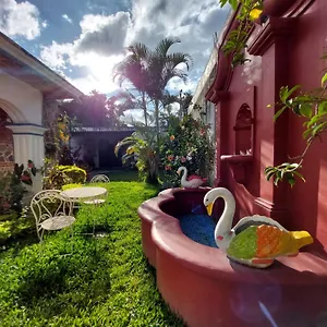 https://hotel-nolasco.guatemalaantiguahotels.com